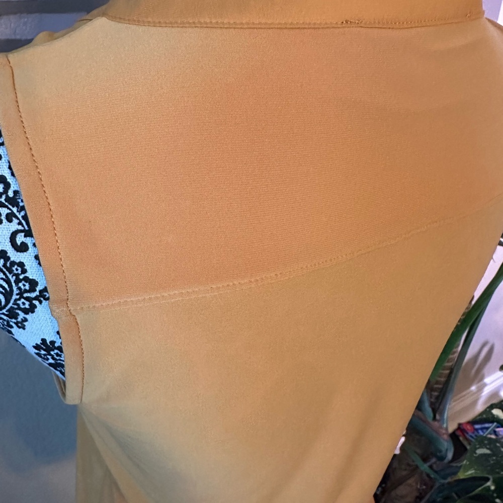 White House Black Market Yellow Sleeveless Top Size XSmall - Picture 6 of 9